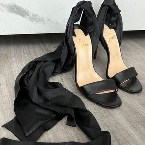 Christian Louboutin Sandale Du Desert 100 Nappa/Crepe Satin Black Heels